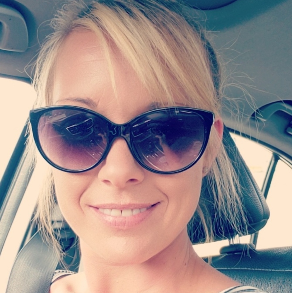 Meet your Posher, Deanna